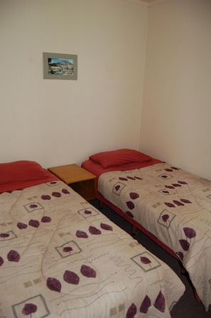 Coffres-forts dans les chambres, Wi-Fi gratuit, draps fournis