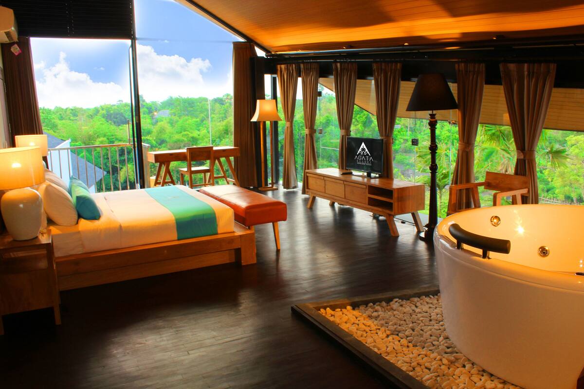 Design Villa, 3 Bedrooms, Non Smoking, Pool View