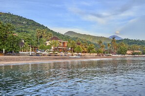 Front of property - Vienna Beach Resort (Karangasem)