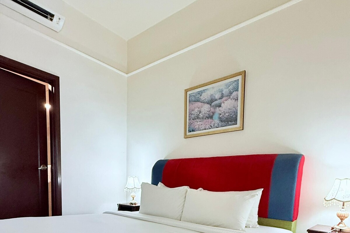Premier Room | In-room safe, desk, laptop workspace, soundproofing