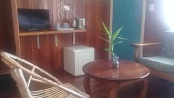 Island Wing Suite (Top Floor)