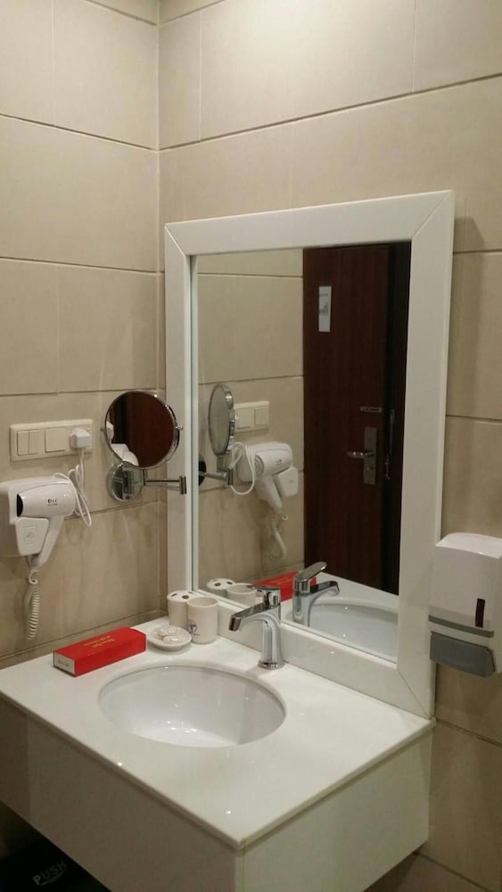 Dolphin beach resort yanbu by null