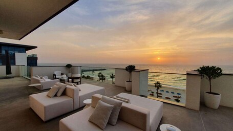 Nikki Beach Resort Spa Dubai - Image 111