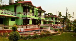 Exterior - Hotel Hermitage (Sauraha)