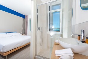 Superior Room, 1 Queen Bed, Balcony, Sea View - Amarina Hotel  (Pietrasanta)