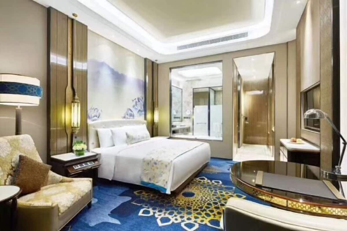 Biancheria da letto di alta qualità, minibar, una cassaforte in camera
