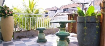 Ulunsuwi Guesthouse