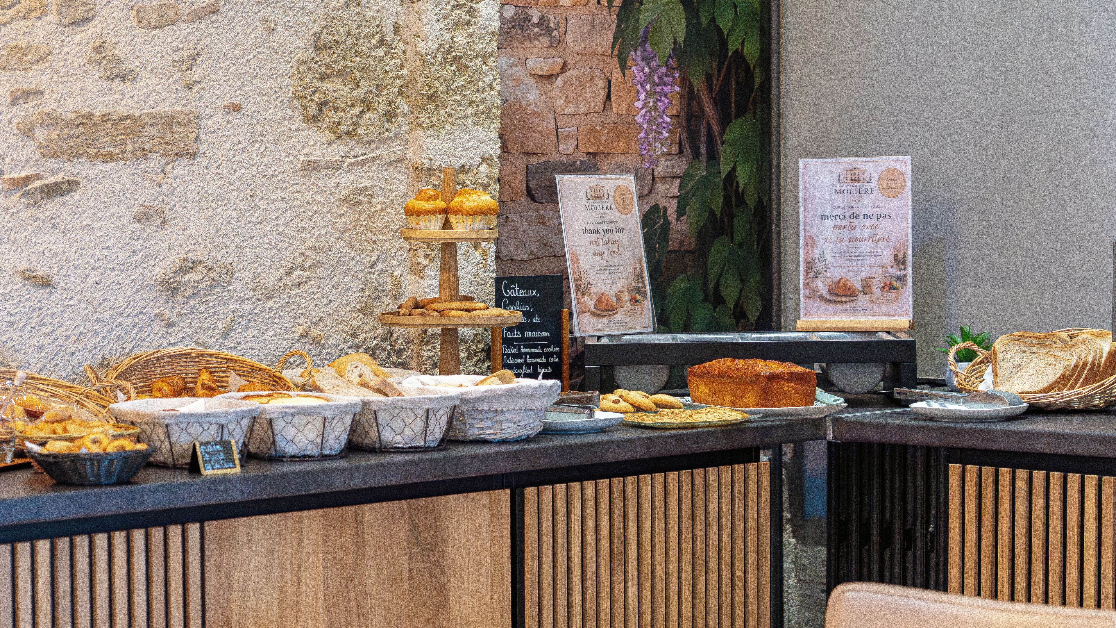 Breakfast buffet