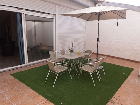 Deluxe Penthouse | Terrace/patio. Le grand hôtel Molière