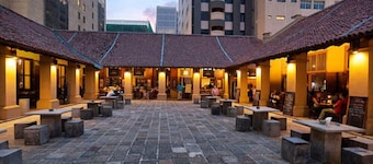 Fairway Colombo - Sri Lanka's First Hotel With Robot Technology