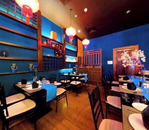 Restaurant - Fairway Colombo - Sri Lanka's First Hotel With Robot Technology (Colombo)