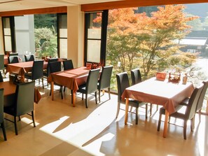 Restaurant - Livemax Resort Okudogo (Matsuyama)