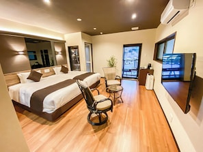 Quarto, para fumantes, vista para o jardim (Modern Western Style, 23 sqm) | Cofres nos quartos, Wi-Fi de cortesia, roupa de cama