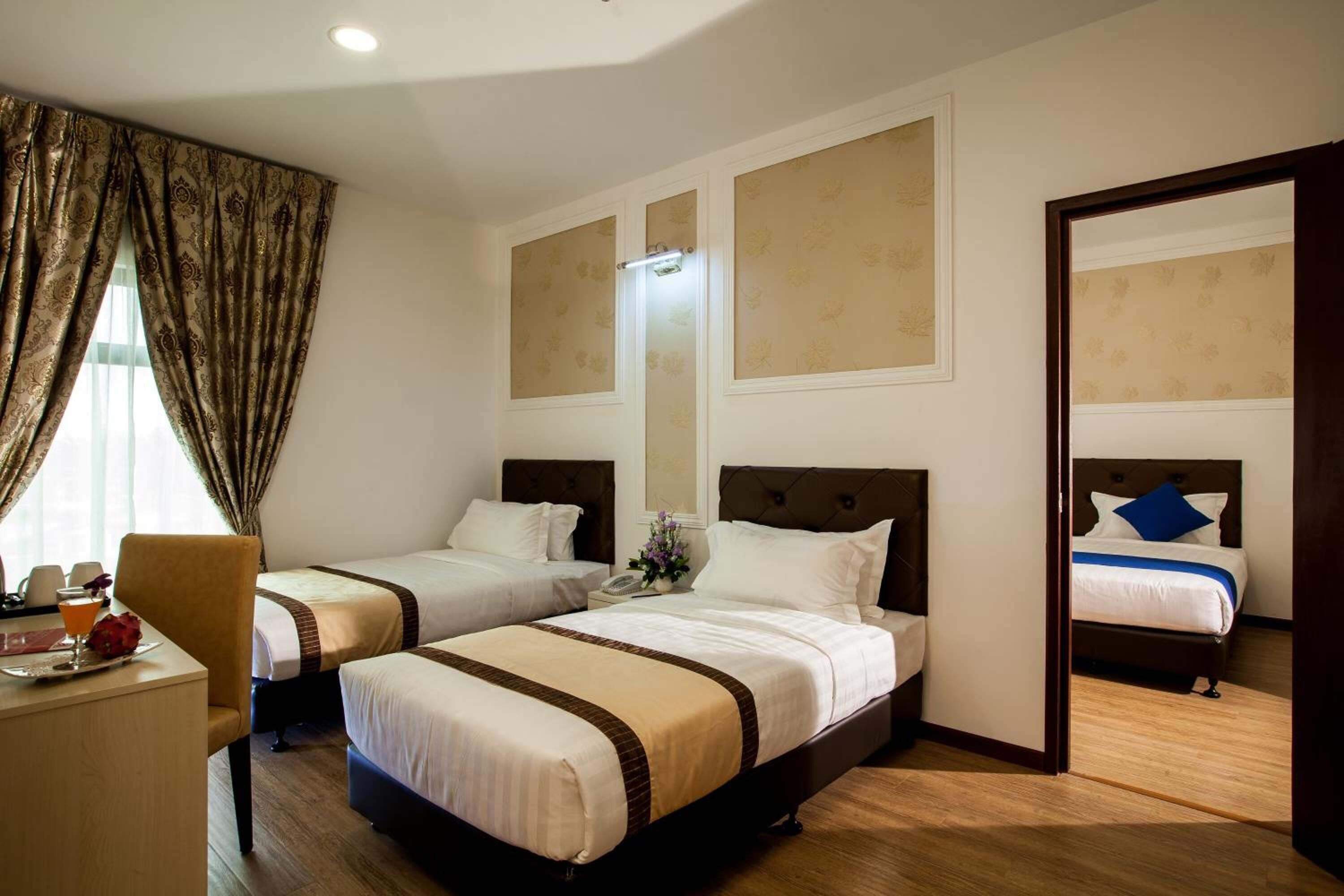 Desk, iron/ironing board, free WiFi