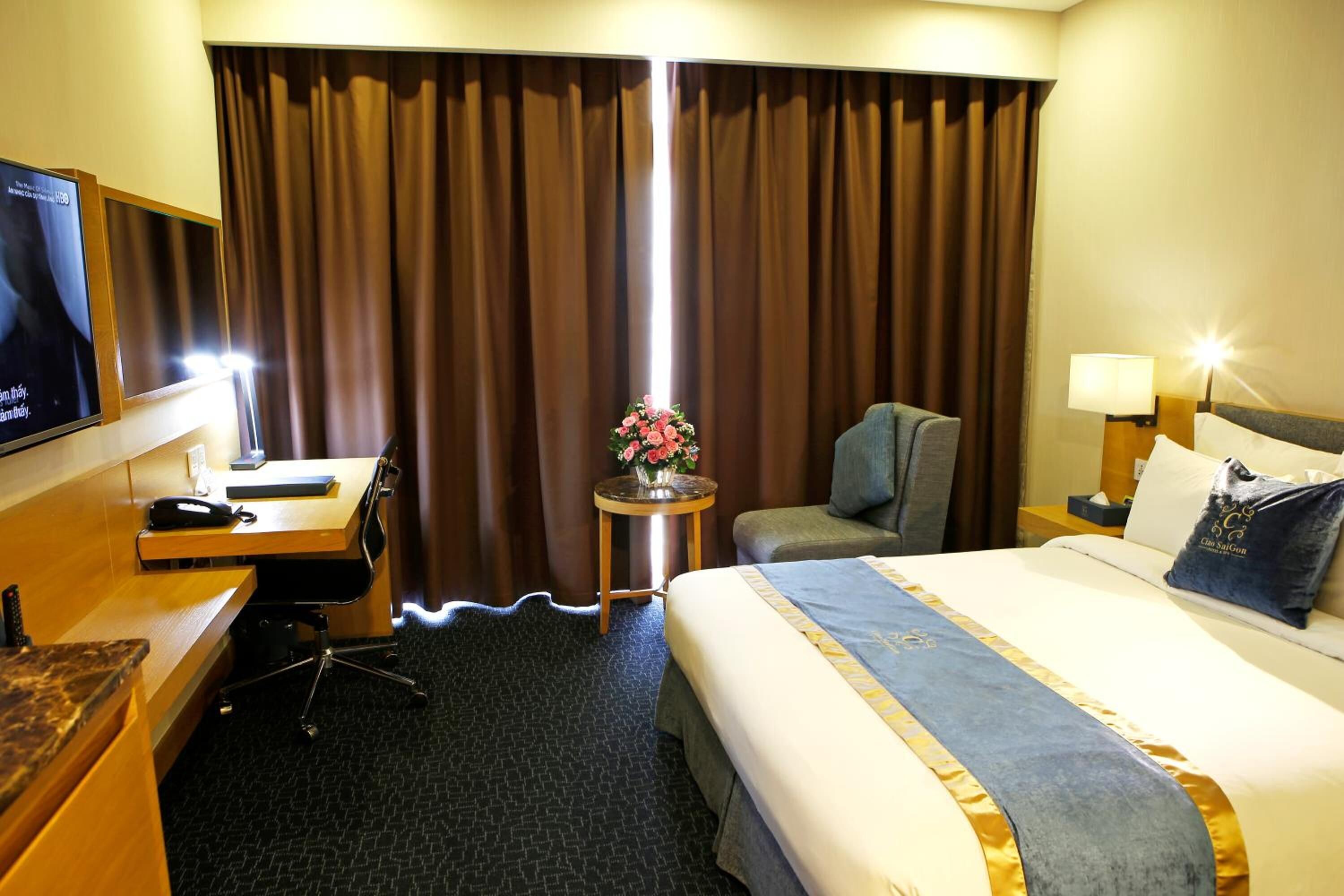 1 bedroom, minibar, in-room safe, desk