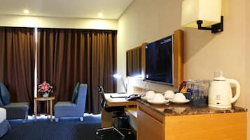 Minibar, in-room safe, desk, blackout curtains