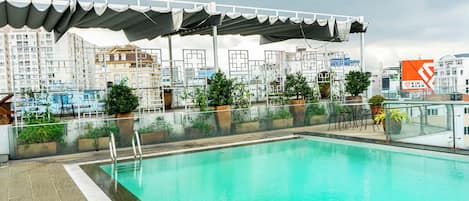 Piscine extérieure