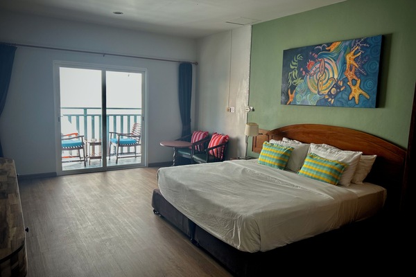 1 bedroom, minibar, in-room safe, desk