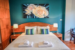 Habitación doble Confort | 1 habitación, minibar y caja de seguridad en la habitación 