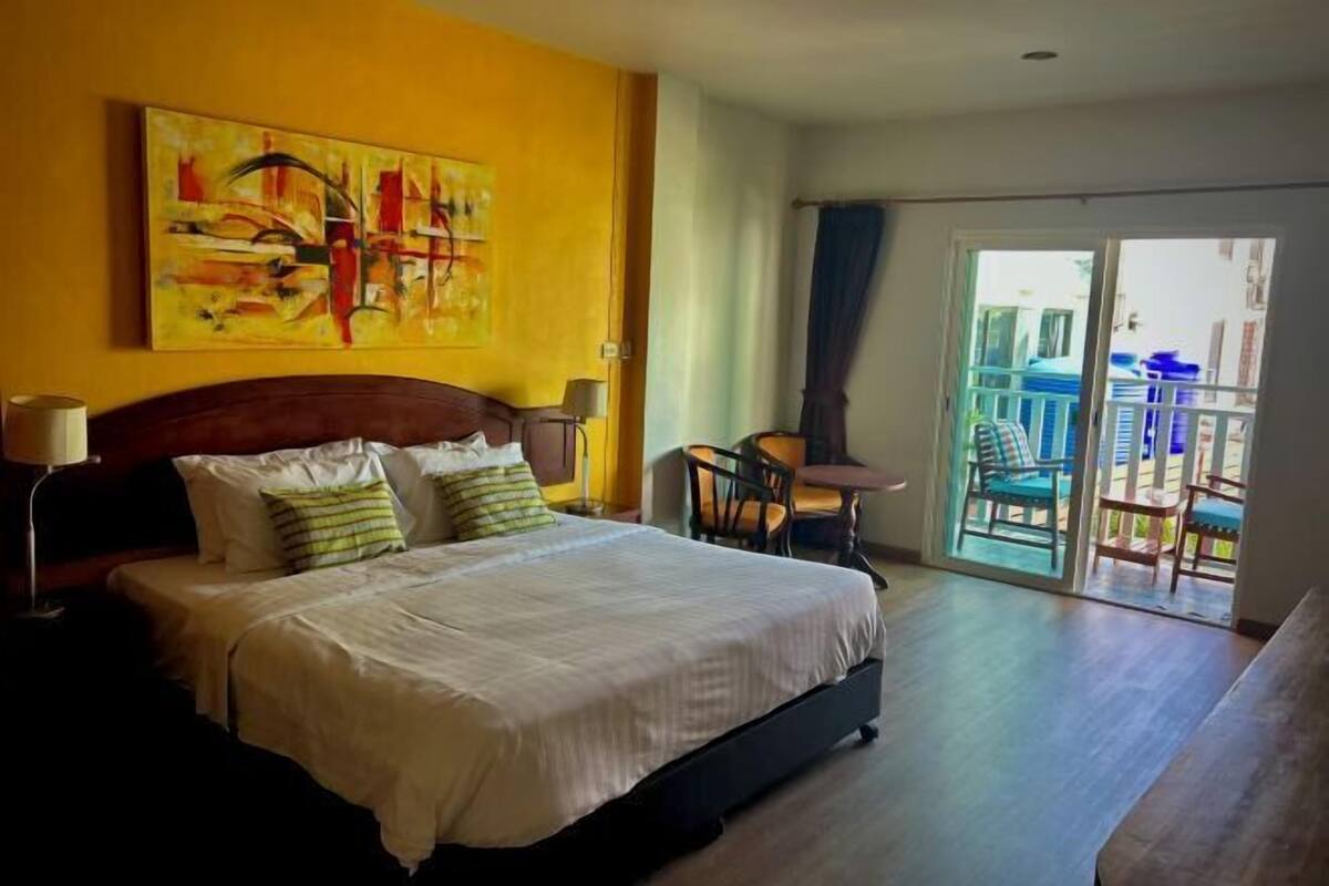 1 habitación, minibar, caja de seguridad en la habitación y escritorio 