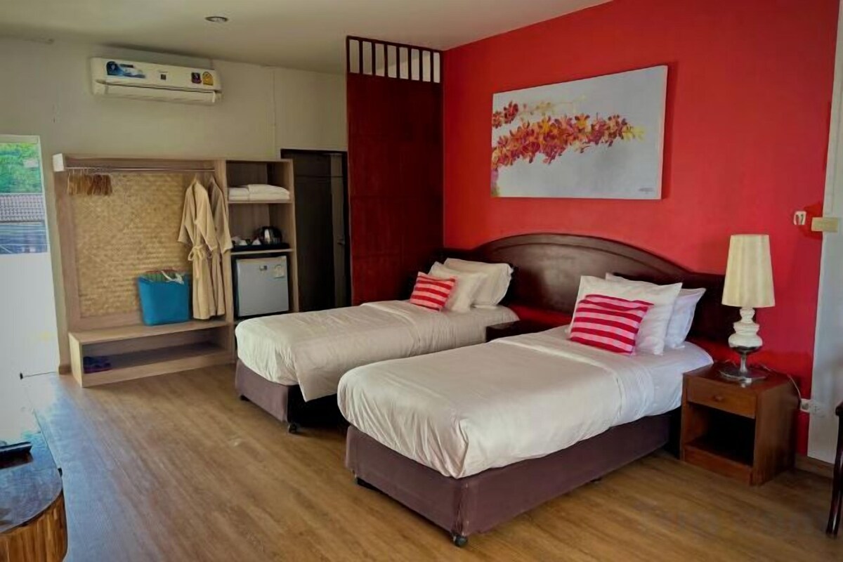 1 bedroom, minibar, in-room safe, desk