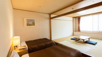Room, Non Smoking | In-room safe, free WiFi