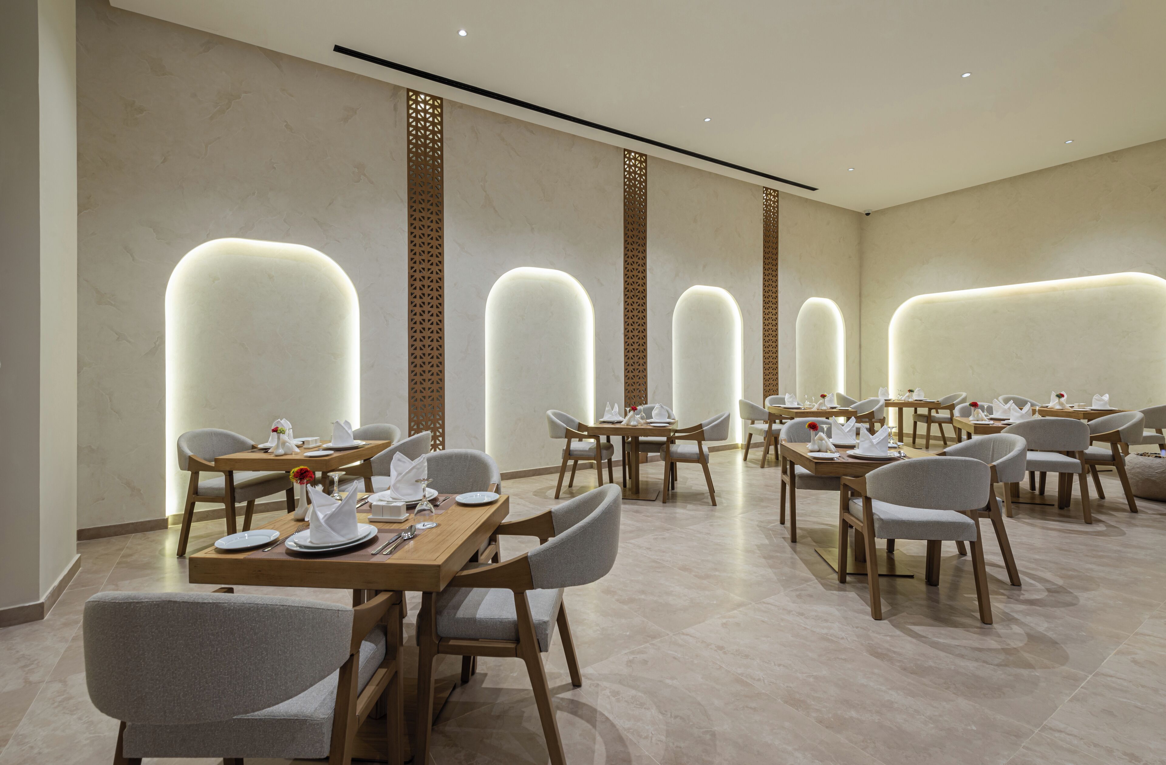 Photo - Voyage Hotel & Suites