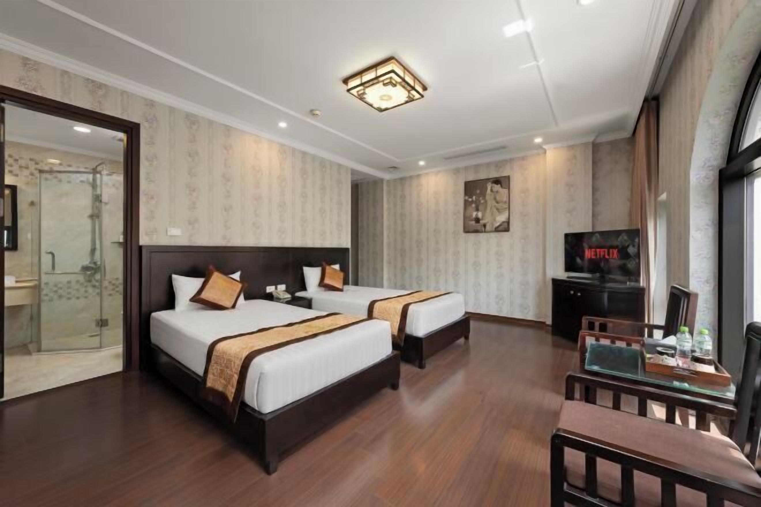 Ropa de cama de alta calidad y minibar 