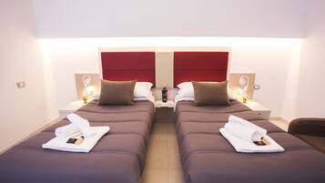 Deluxe Room, Balcony, Garden View | 1 bedroom, in-room safe, desk, laptop workspace