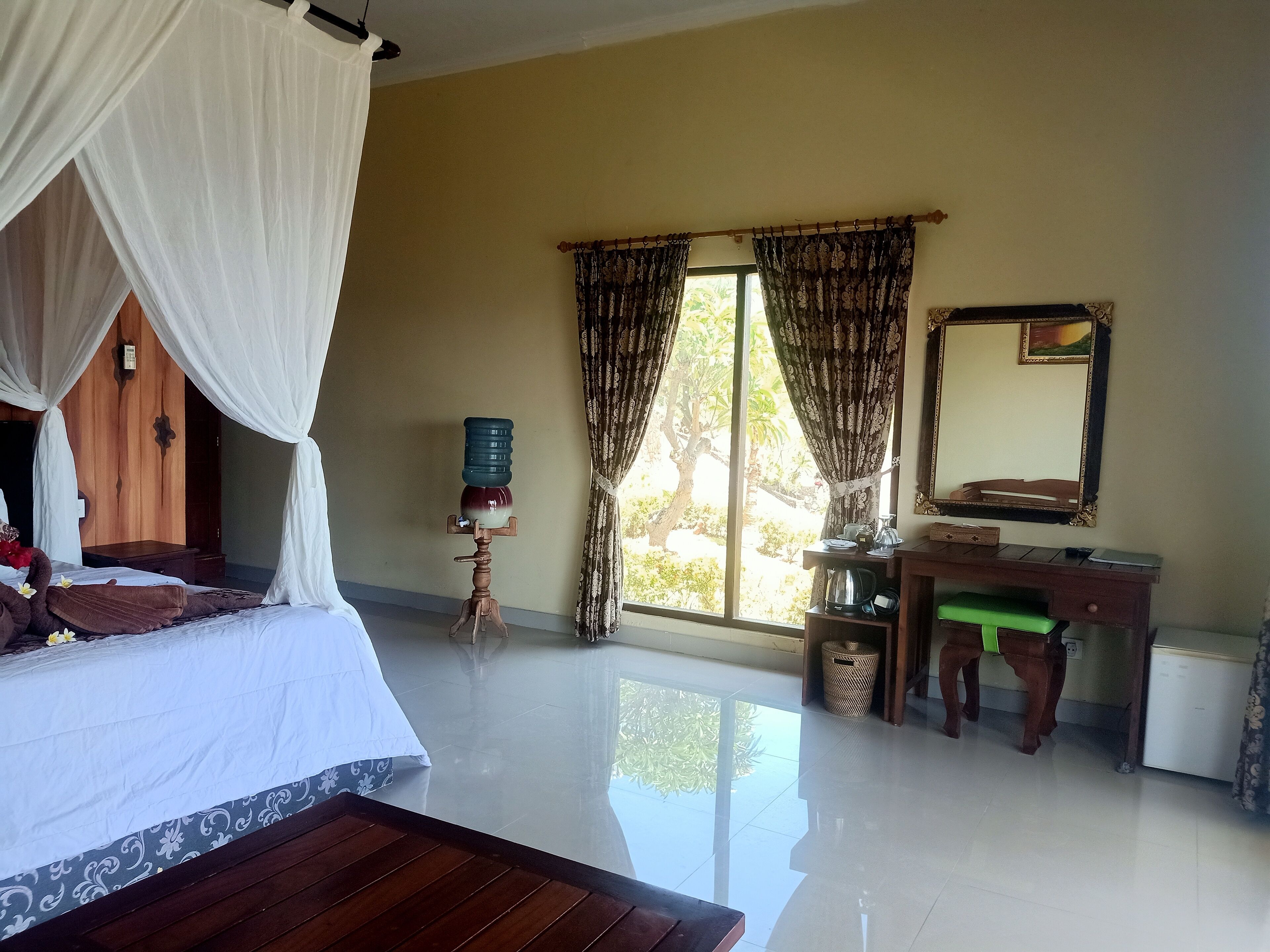 villa, 1 bedroom, sea view | minibar, in-room safe, desk, blackout curtains