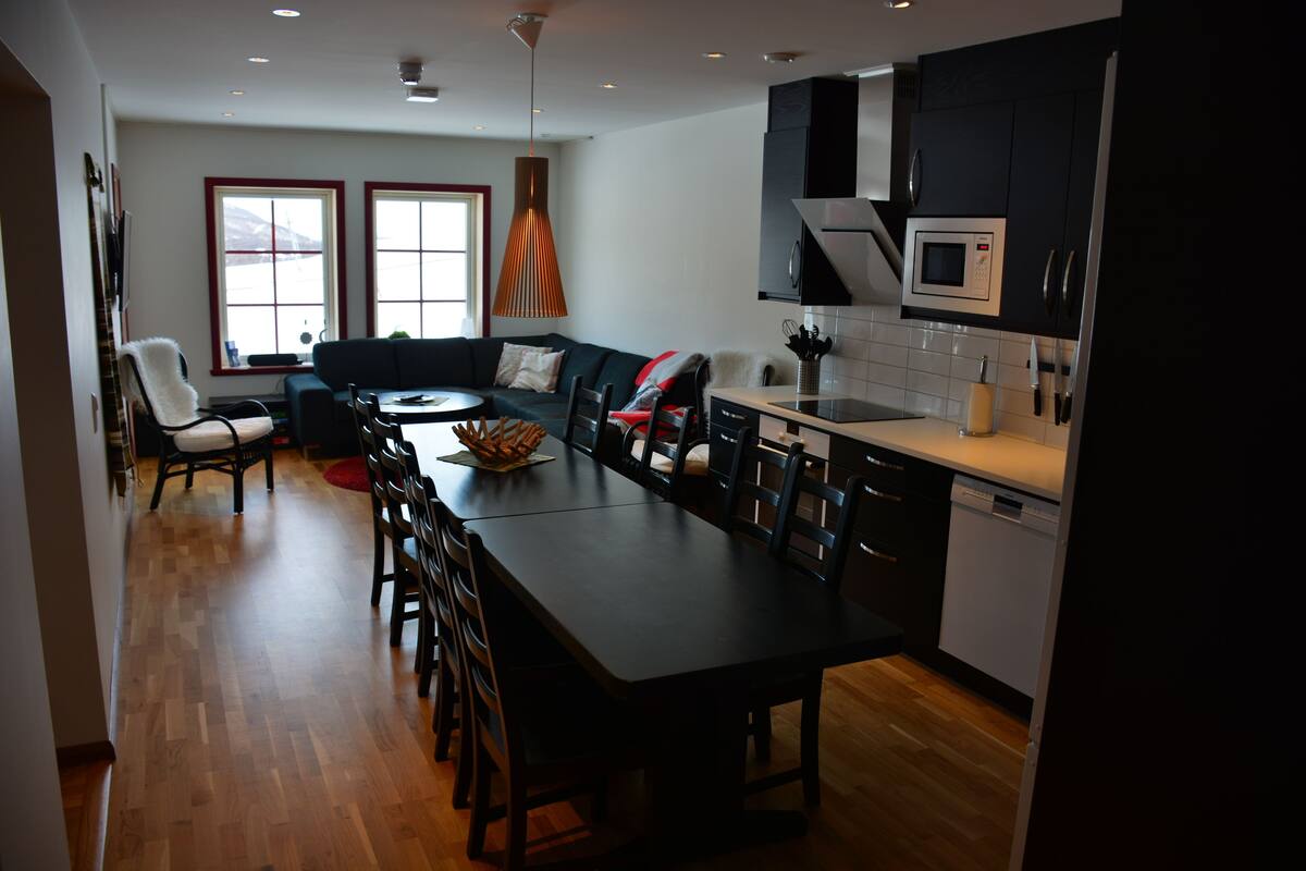 Apartment 3 | Private kitchen | Full-sized fridge, microwave, oven, stovetop