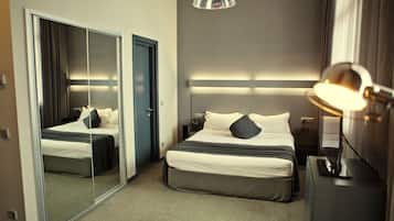 1 Schlafzimmer, Minibar, Zimmersafe, Schreibtisch