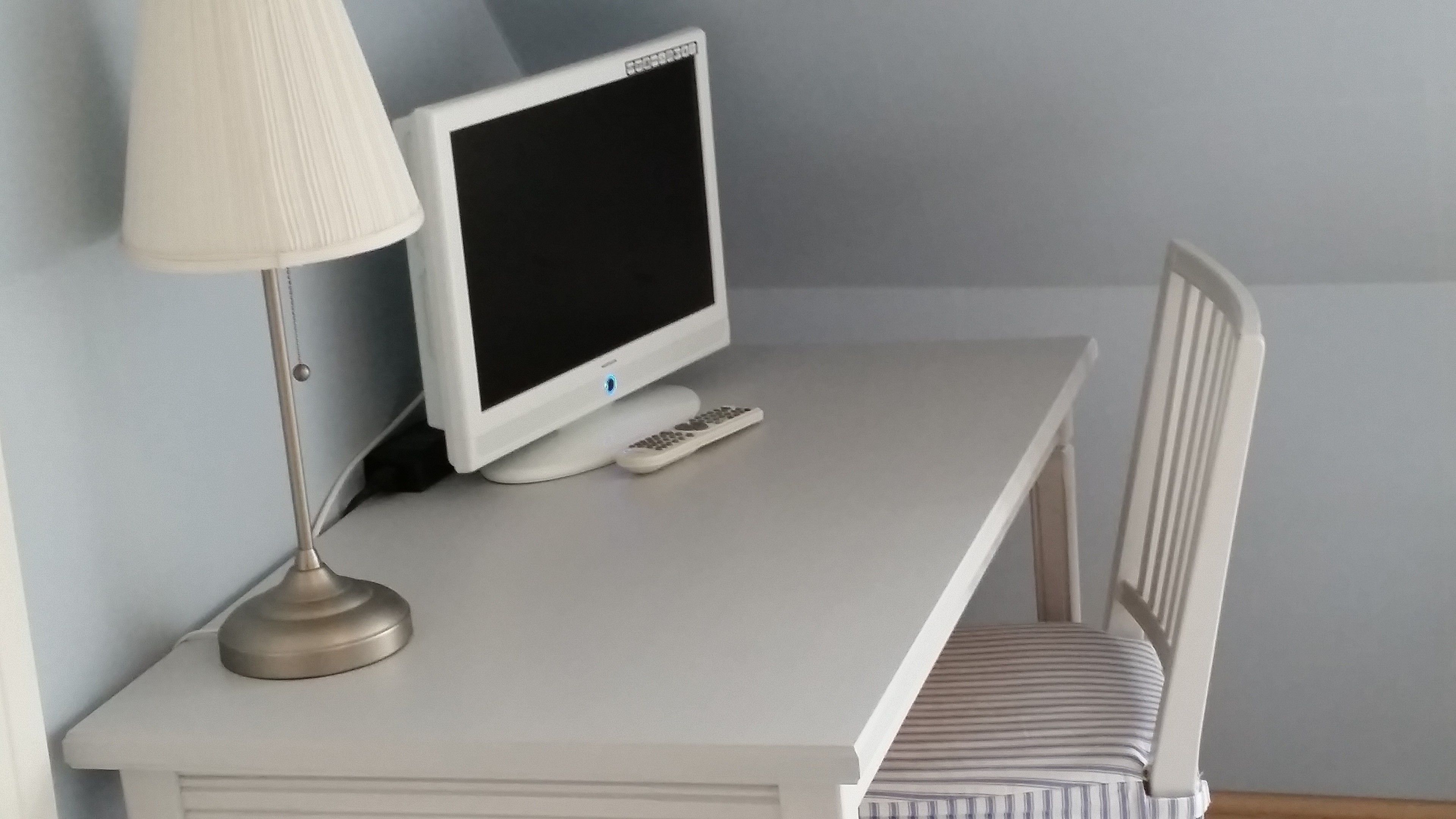 single room | desk, blackout curtains, soundproofing, iron/ironing board