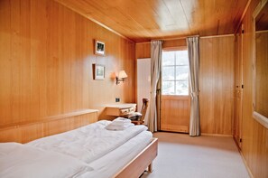 Chalet, Multiple Bedrooms, Terrace, Mountain View (3 Ensuite bathrooms)