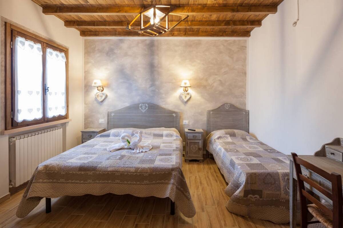 Triple Room, Private Bathroom | Premium bedding, in-room safe, desk, iron/ironing board (on request)