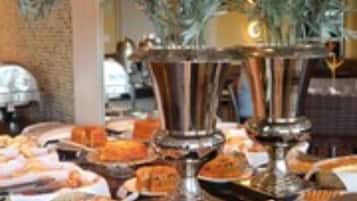 Desayuno buffet incluido todos los días