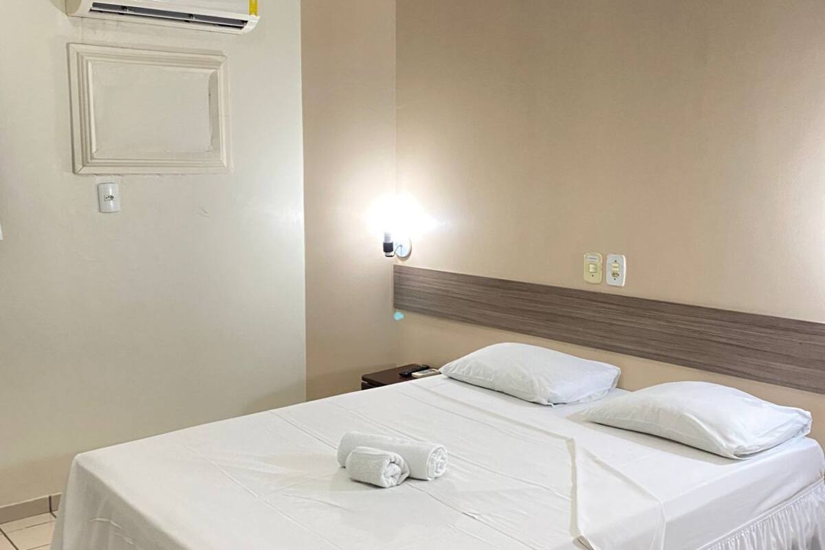 standard double room | minibar, rollaway beds, free wifi, bed sheets