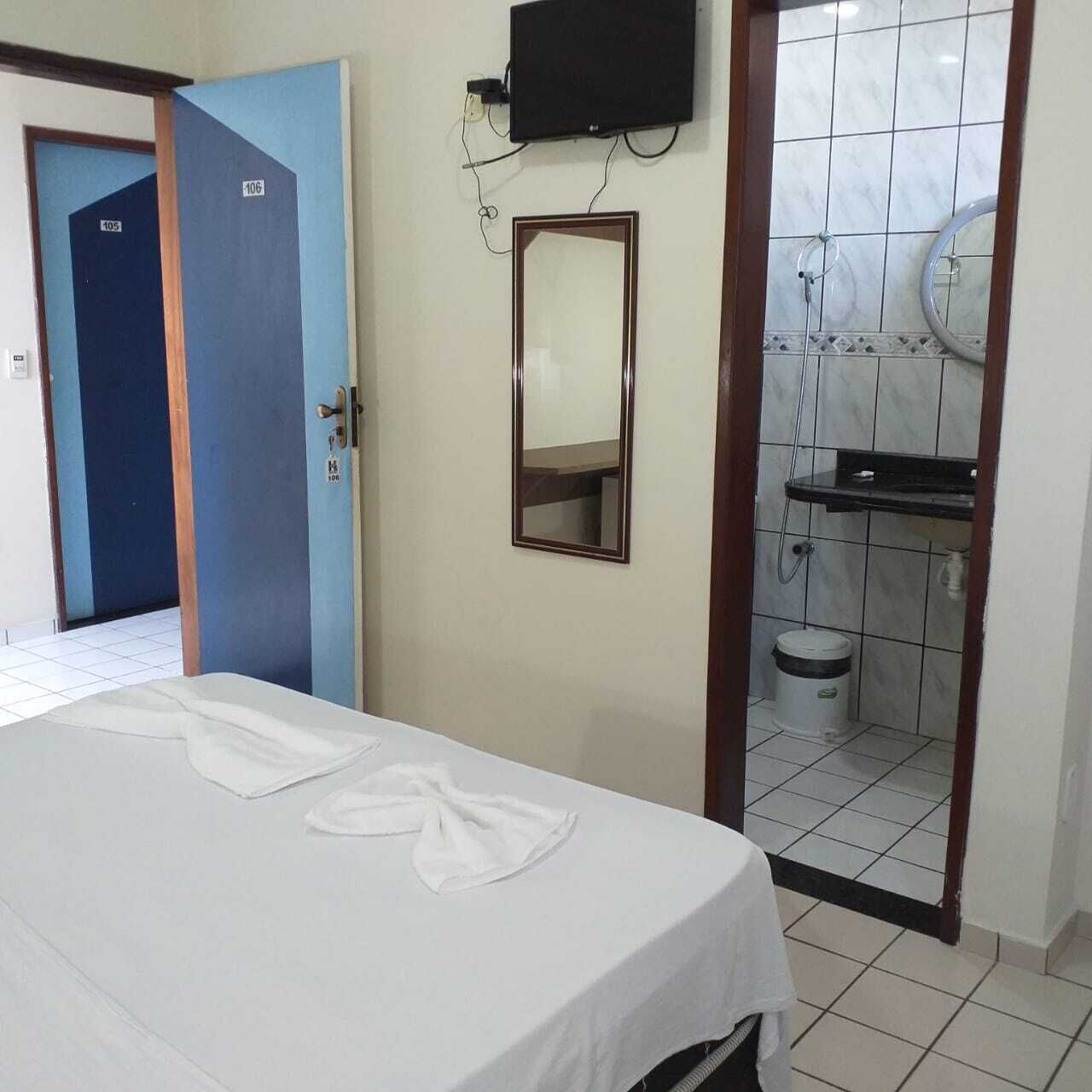 minibar, rollaway beds, free wifi, bed sheets