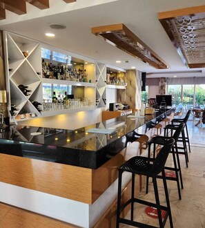 Breakfast, lunch, dinner served; Turkish cuisine  - Esperanza Hotel (Antalya)