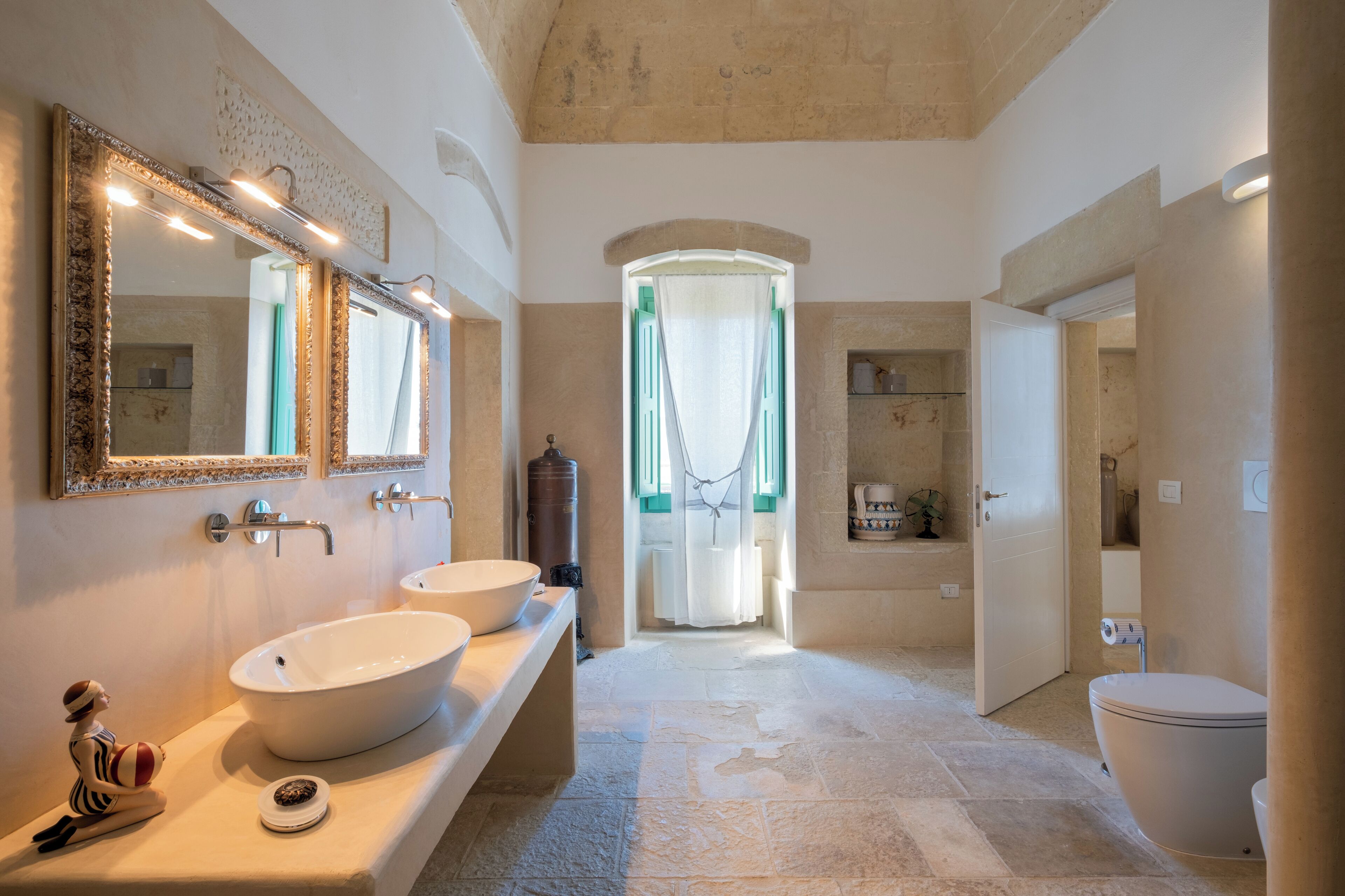 junior suite | bathroom | shower, rainfall showerhead, designer toiletries, hair dryer