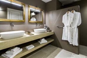 Dusche, Regendusche, Designer-Toilettenartikel, Haartrockner