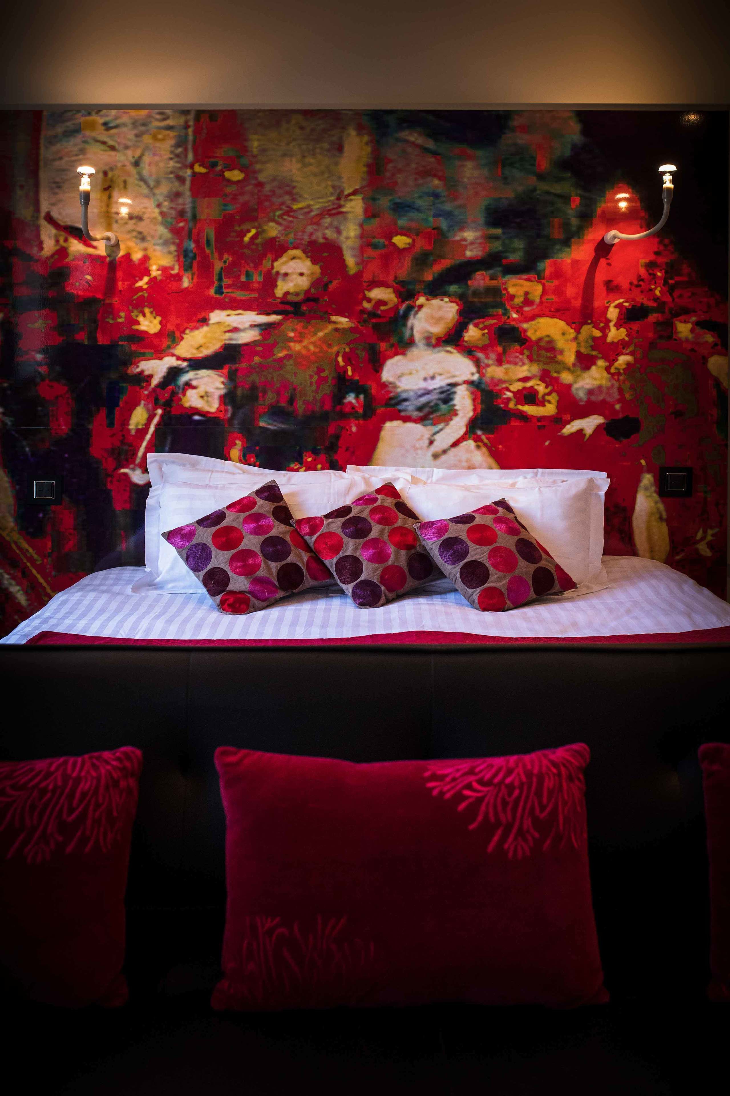 deluxe double or twin room, terrace, park view | premium bedding, minibar, in-room safe, individually decorated