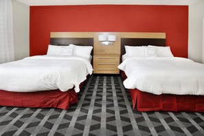 Premium bedding, pillow-top beds, individually furnished - TownePlace Suites Grove City Mercer/Outlets (Mercer)