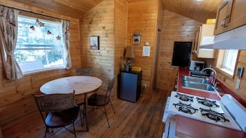 Comfort Cabin | Desk