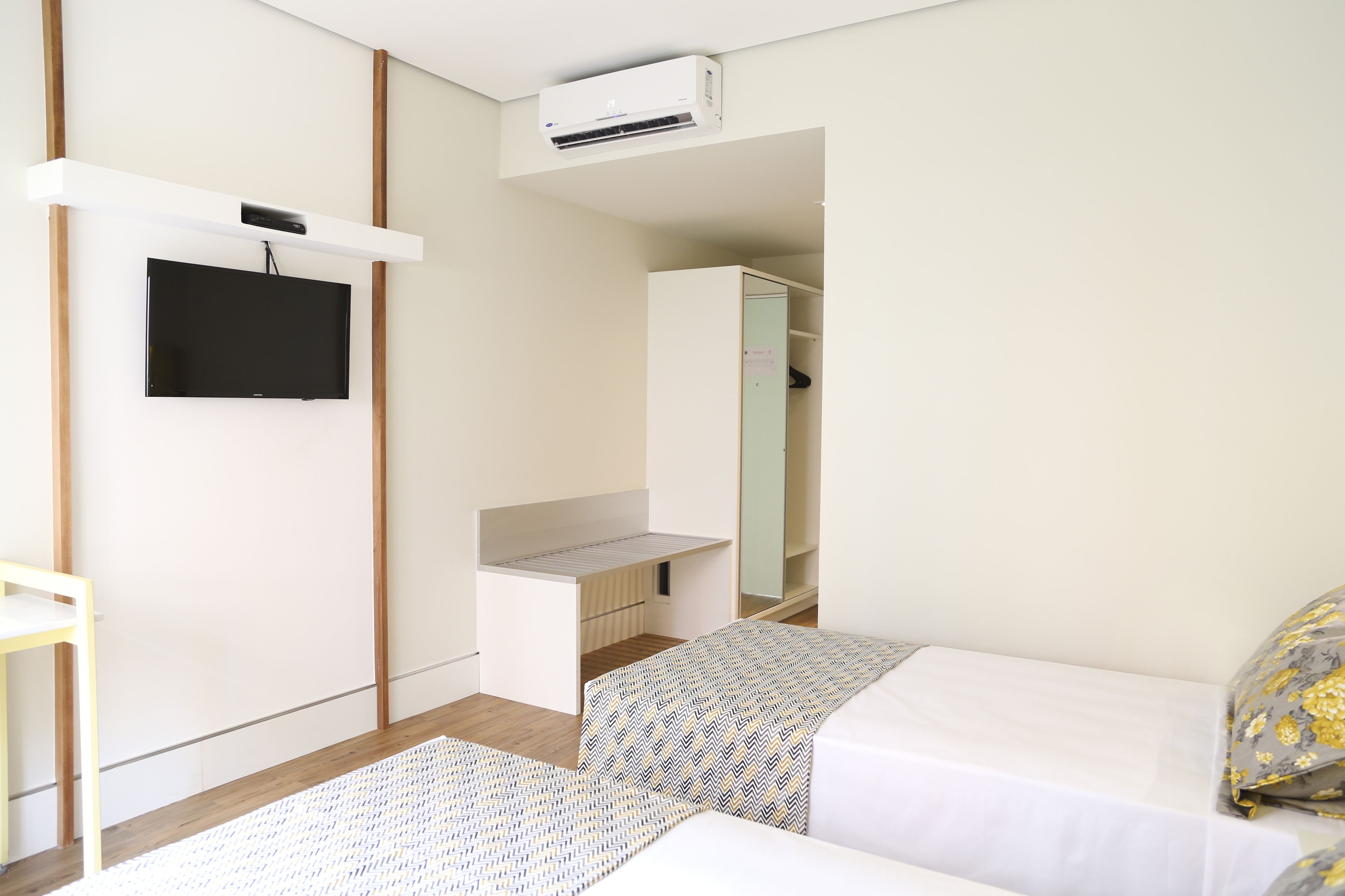 superior room, 2 single beds | minibar, in-room safe, desk, blackout curtains
