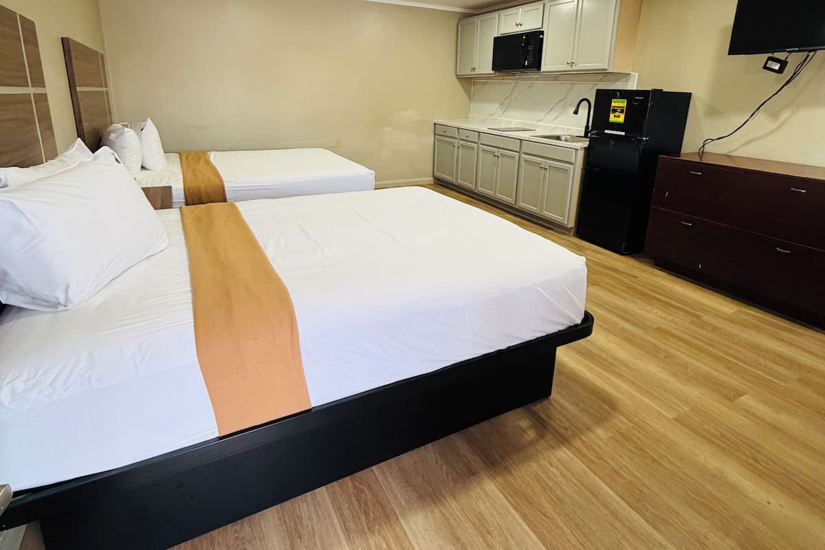 Standard Room, 2 Queen Beds