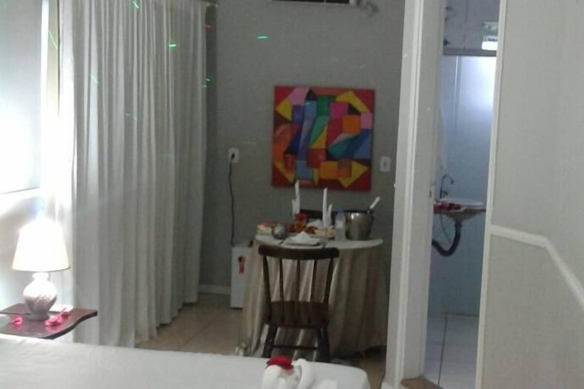Minibar, blackout curtains, free WiFi