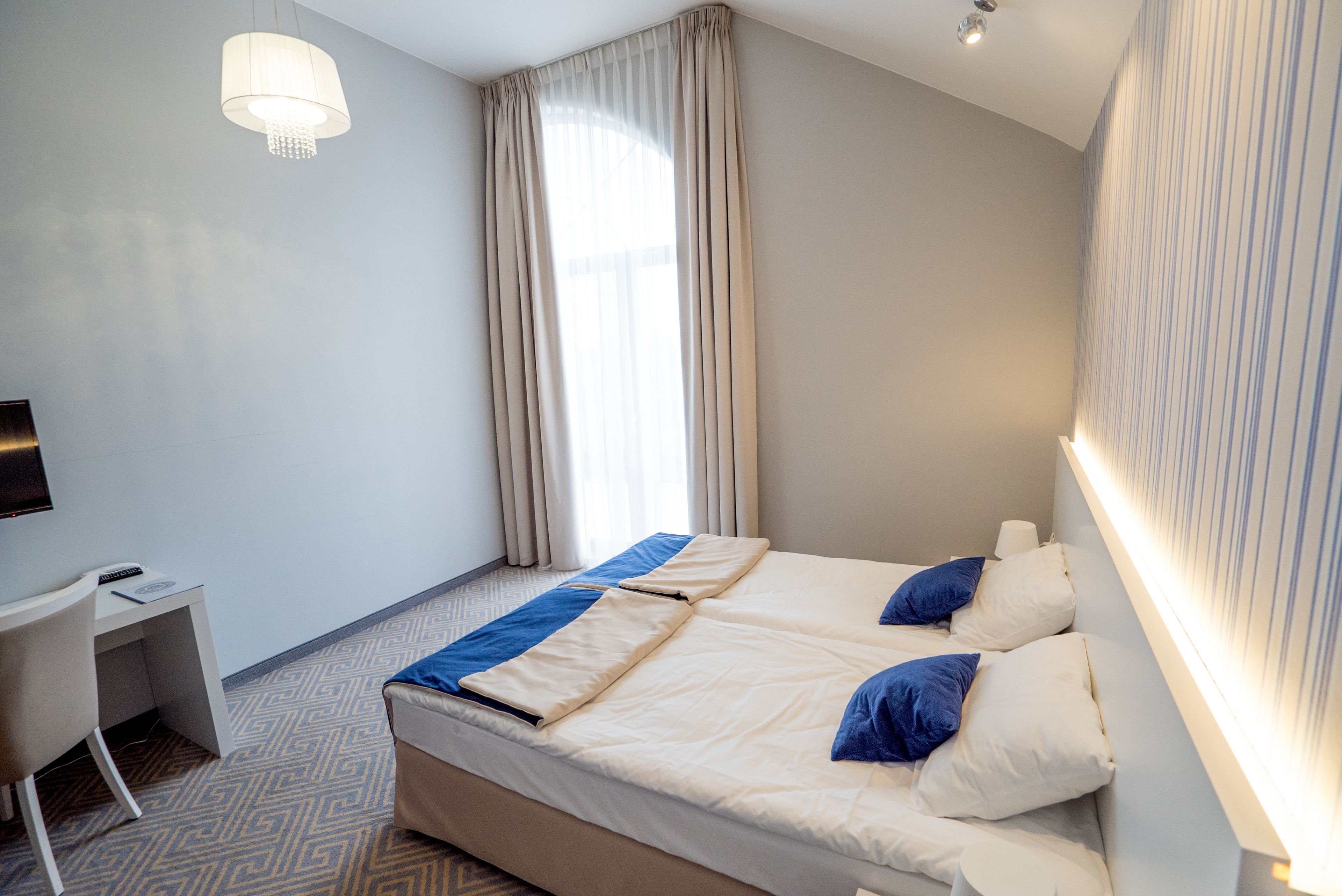 basic double room single use | in-room safe, desk, iron/ironing board, cots/infant beds