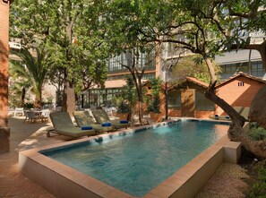 2 outdoor pools - H10 Casa Mimosa (Barcelona)