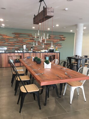 Breakfast, lunch, dinner served; Regional cuisine  - Hotel Alto del Sol Plaza Mejillones (Mejillones)